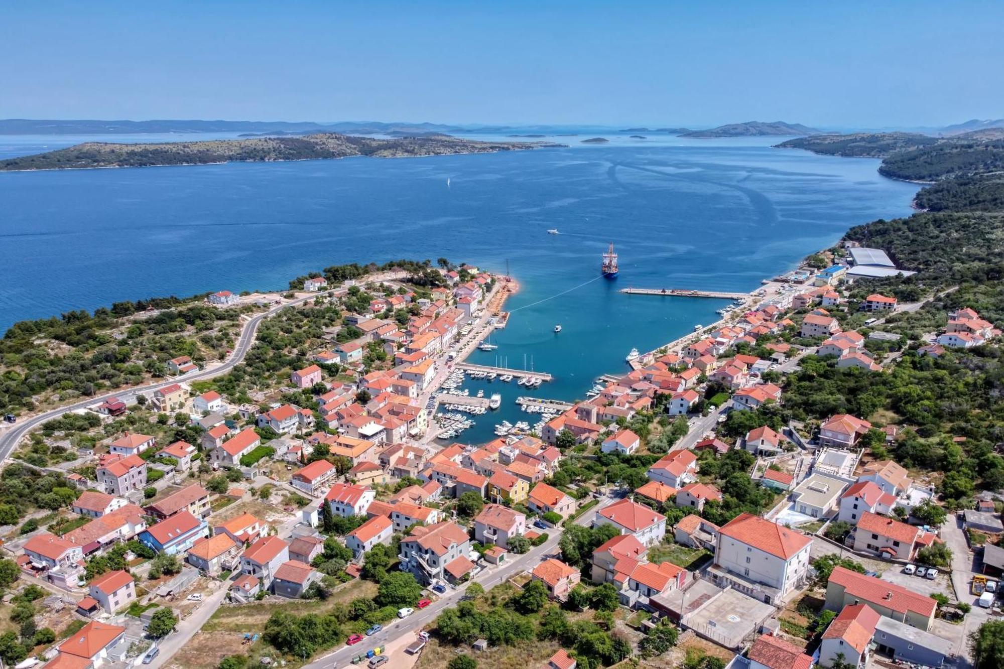 Apartments With A Parking Space Sali, Dugi Otok - 8172 Exterior photo